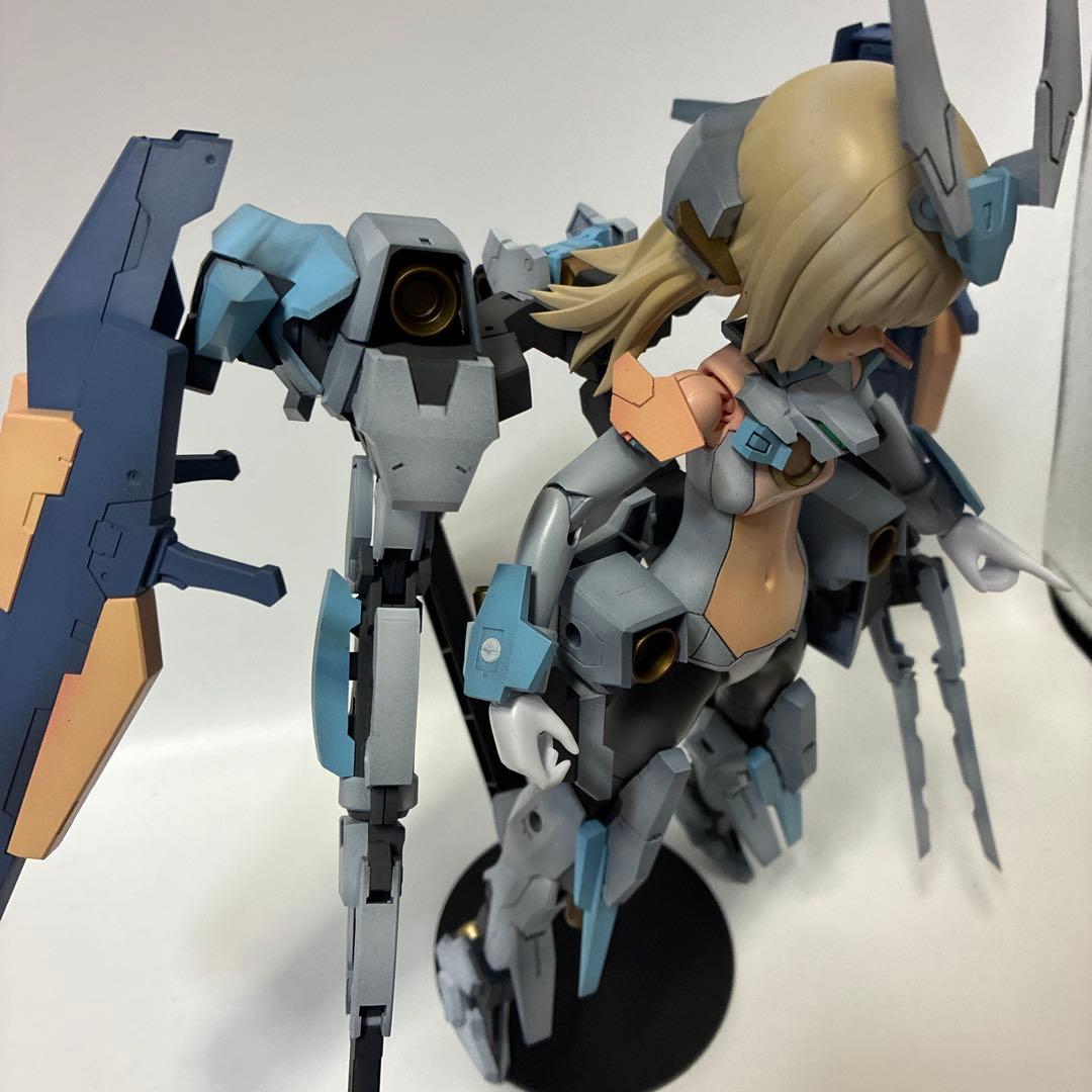 フレームアームズ・ガール　グランデスケール　バーゼラルド　塗装済み完成品