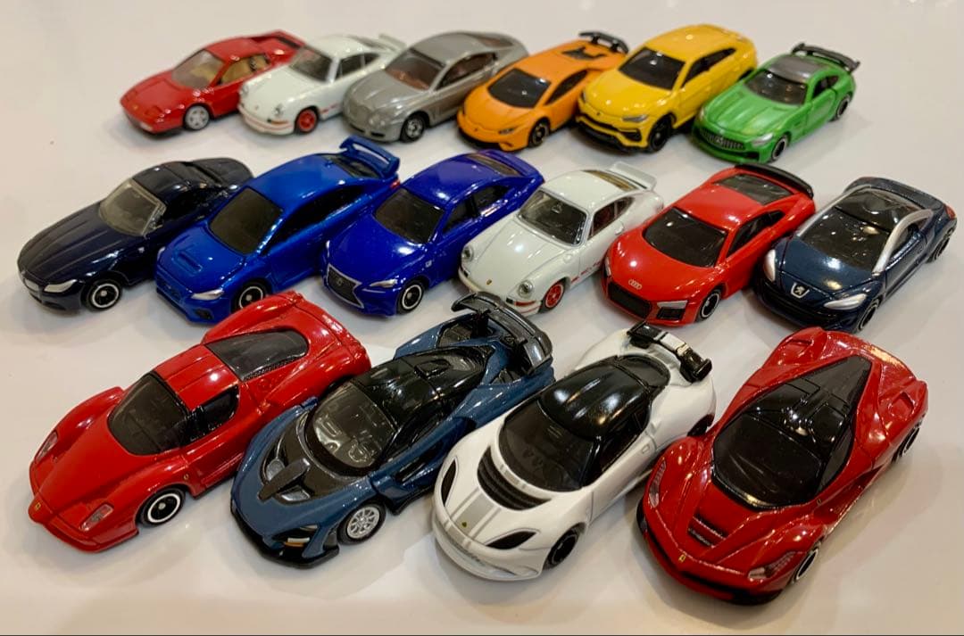 トミカ　プレミアム　まとめ売り100台超　廃盤　未開封あり