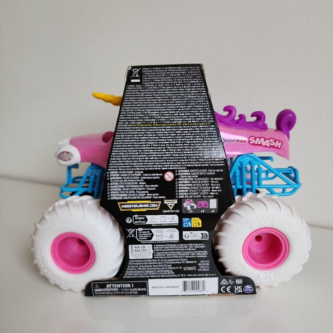 モンスタージャム 1/15 スパークルスマッシュ ラジコン モンスタートラック