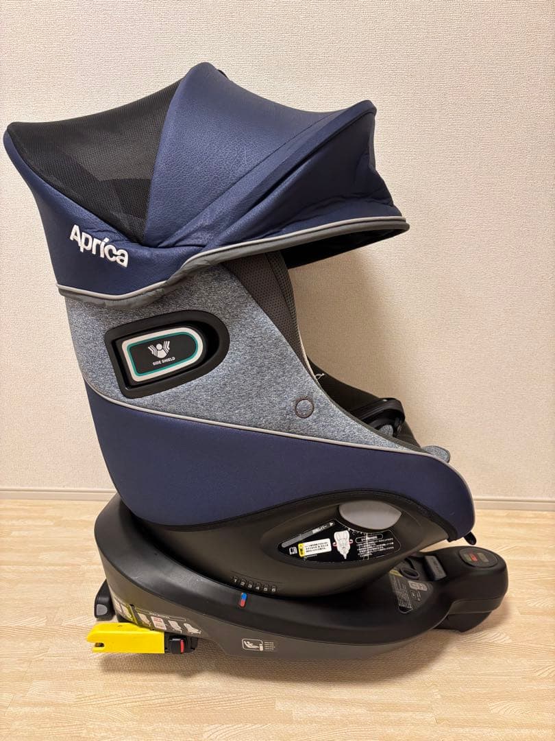 【美品】 Aprica クルリラ プロテクト ISOFIX 限定モデル ネイビー