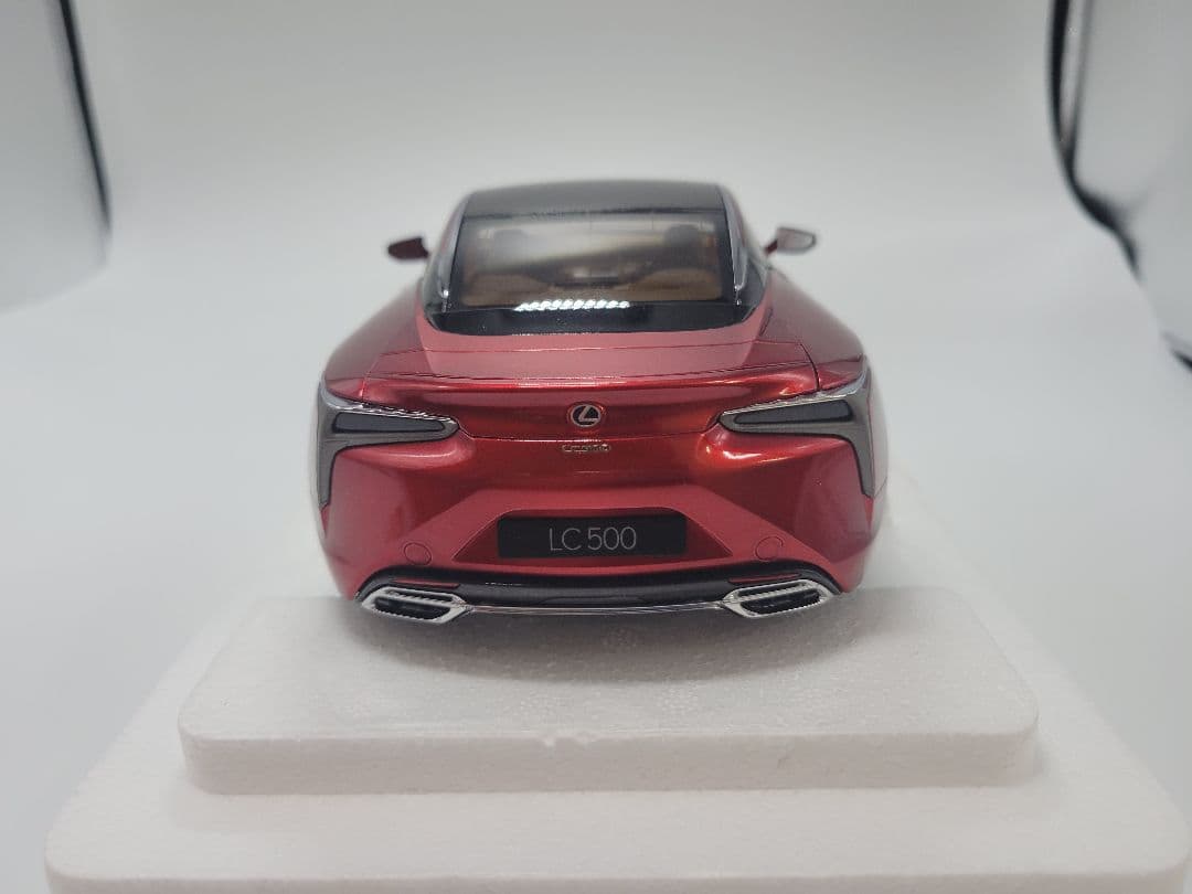 AUTOart Lexus LC500 メタリックレッド 1:18