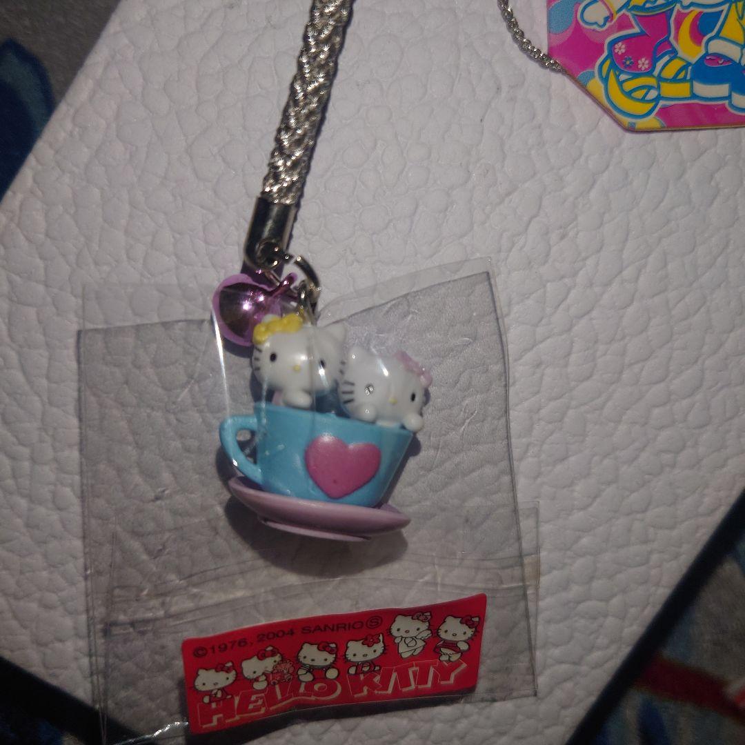 ハローキティ　根付　KITTY&MIMMY　遊園地　キティ&ミミィコーヒーカップ