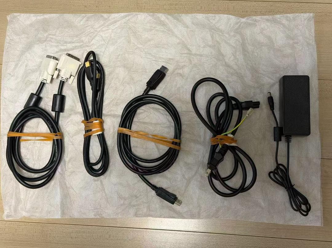 AOC AG322FCX 31.5型 曲面ゲーミングモニター 144Hz 1ms