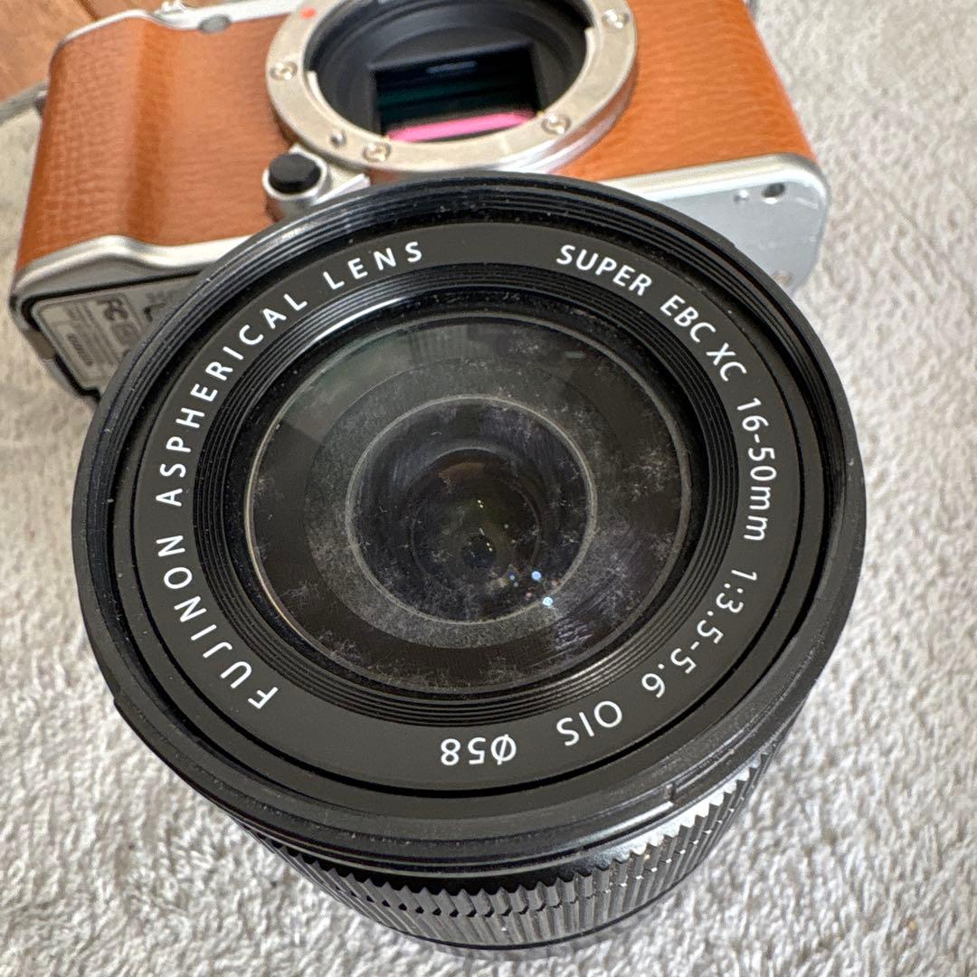 Fujifilm X-A2【レンズ付き】【バッテリー付き】