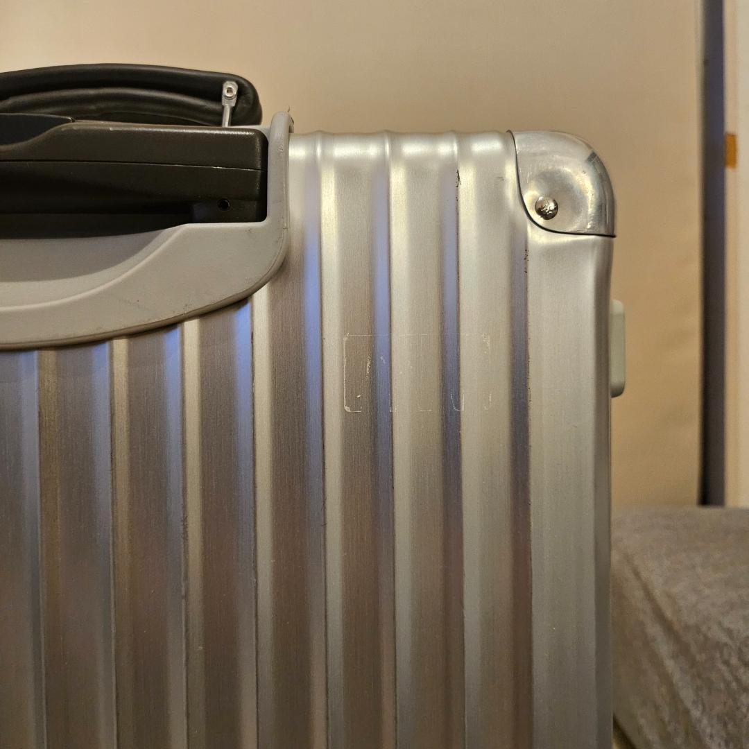 週末値下げ【中古美品】リモワ クラシックフライト 63L 4輪