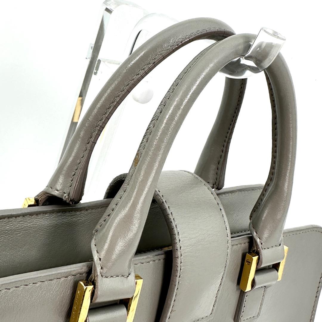 SAINT LAURENT ベイビーカバス ハンドバッグ