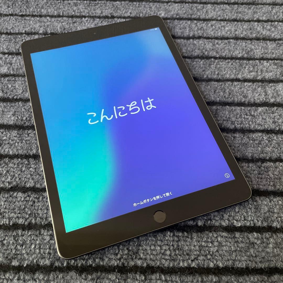 88 iPad 8世代 32GB SIMフリー スペースグレイ