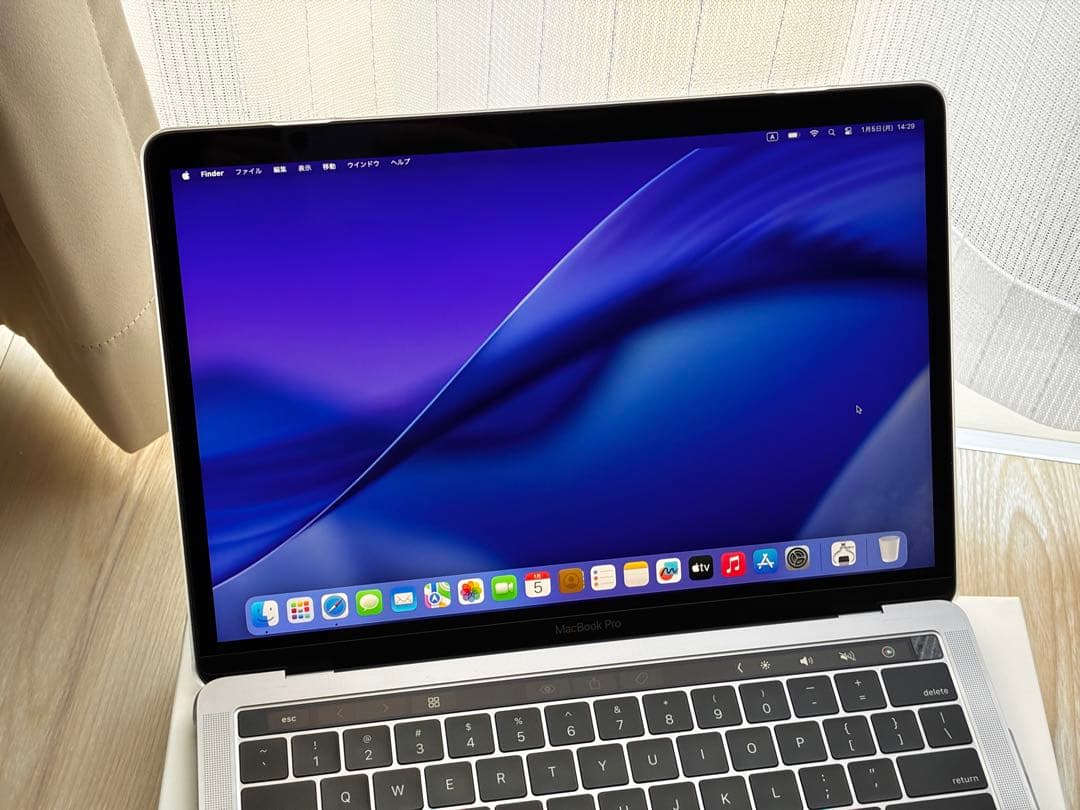 MacBook Pro 2018 13インチ 本体 16GB 500GB SSD