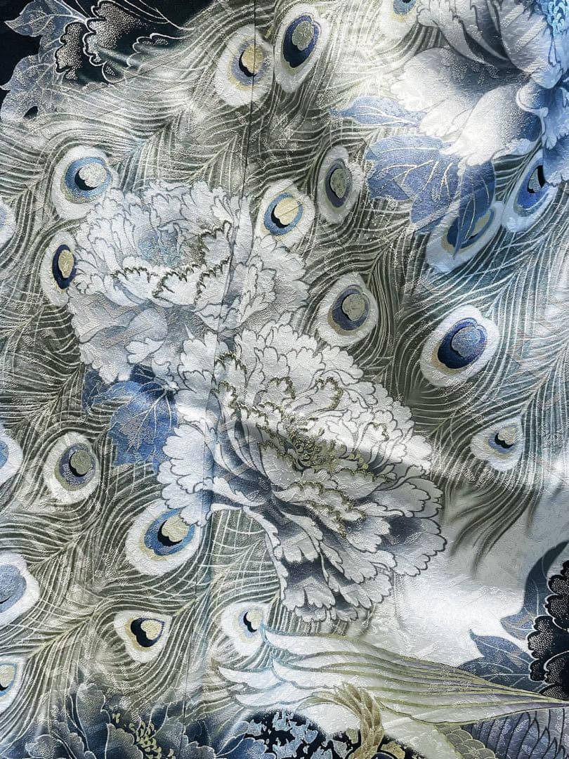 【極美品】新品正絹 訪問着 孔雀銀通し モノトーン 清楚 逸品