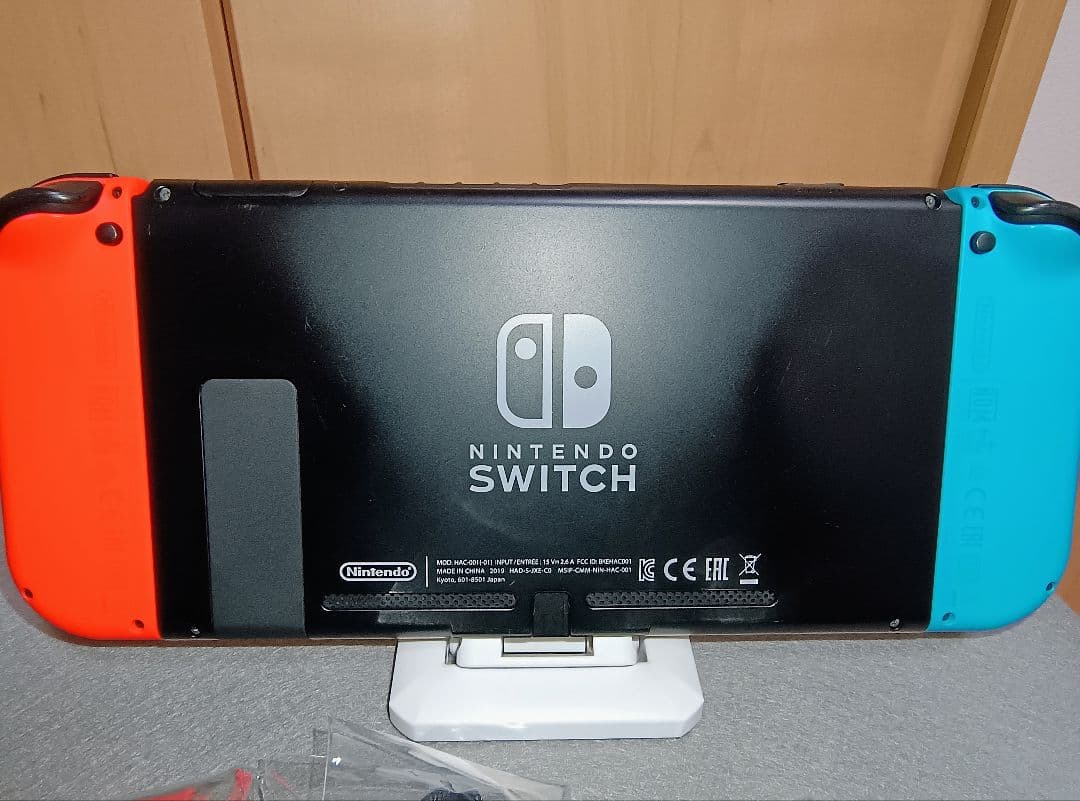 Nintendo Switchバッテリー強化版 本体箱付属品完備　任天堂スイッチ
