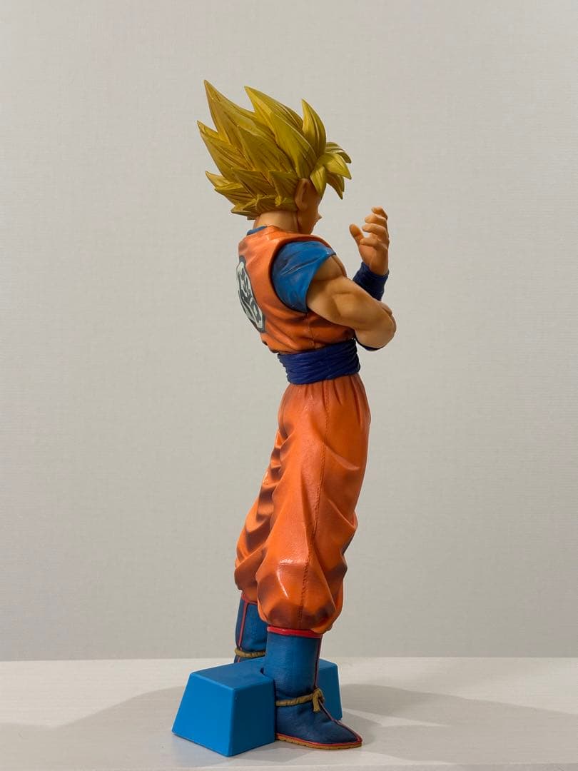 ドラゴンボール　フィギュア　メモリーズ　一番くじ　孫悟空　超サイヤ人　中古