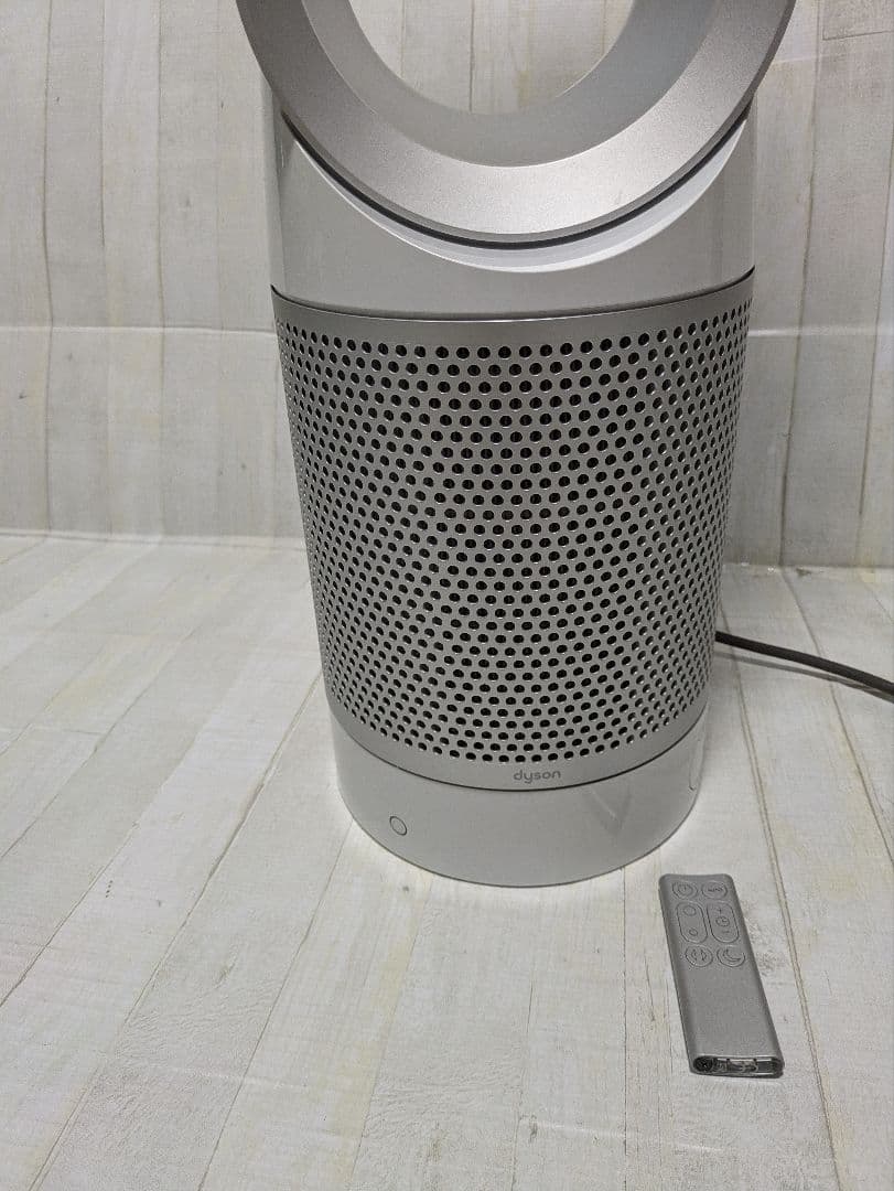 Dyson ダイソン 空気清浄機能付き扇風機 TP02　リモンコン付き