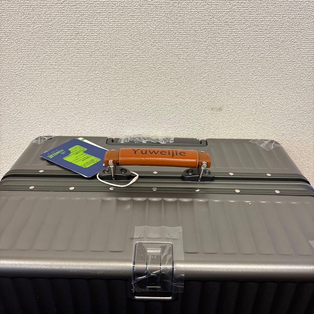 Yuweijie メタルグレー　スーツケース　大容量
