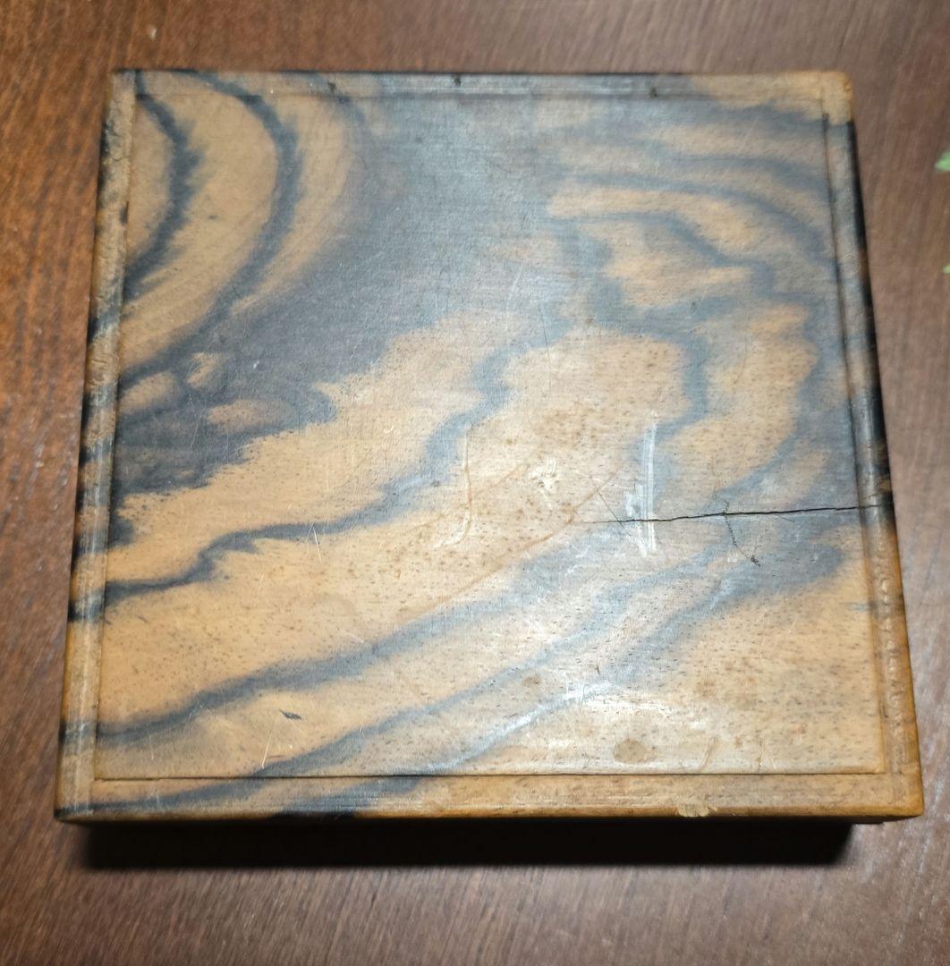 藻柄子入道宗典の鍔　秀逸 刀装具 銘：江州彦根住 藻柄子入道宗典製