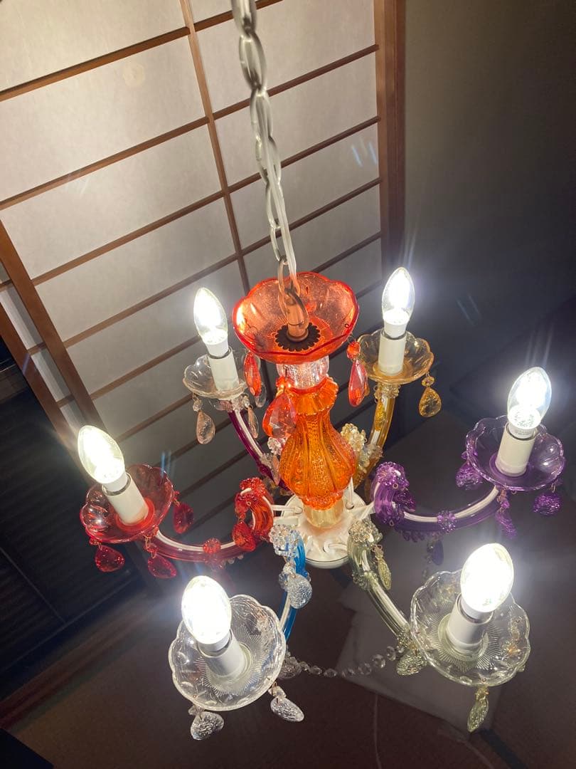 カラフル　シャンデリア 6灯