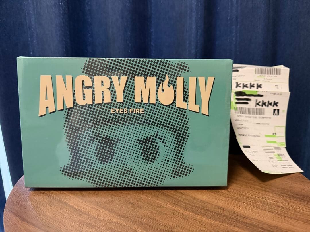 Angry Molly Eyes Fire Designer Toy限定996体