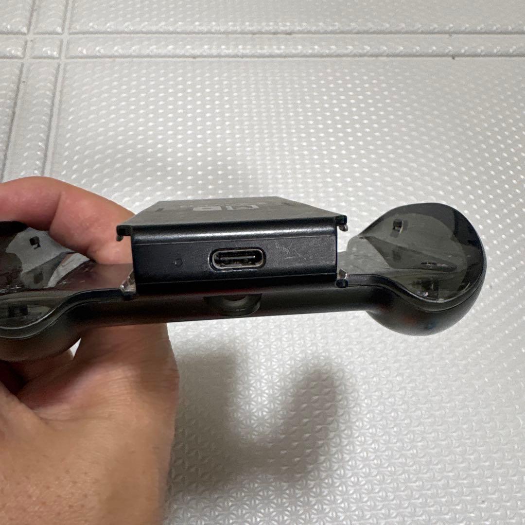 Nintendo Switch（ソフトなし）&オマケ（別売り充電グリップ）付き