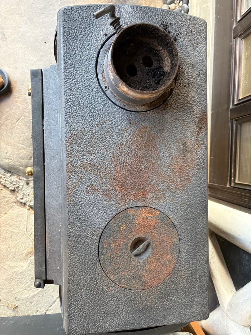 鋳鉄薪ストーブ ガラス窓付き