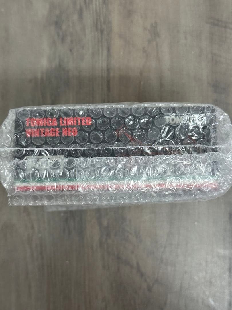 トミカリミテッドビンテージネオ　フェラーリF40