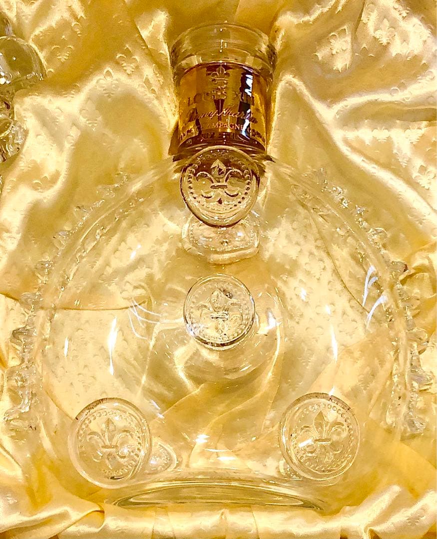 【美品】空瓶 ルイ13世 (旧金キャップ) 箱・替栓・冊子同シリアル