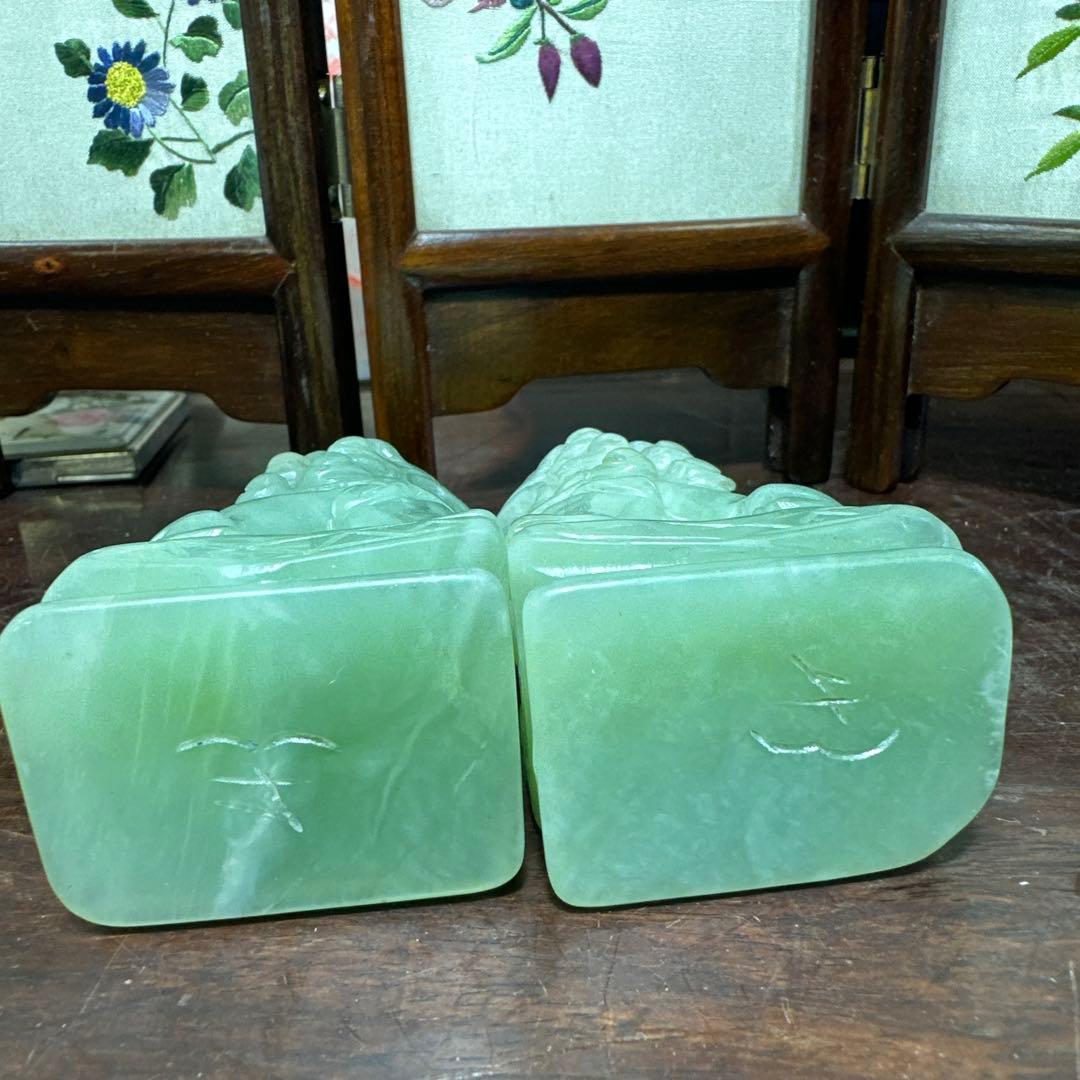 彫刻，置物，玉石，翡翠，獅子像 2体セット
