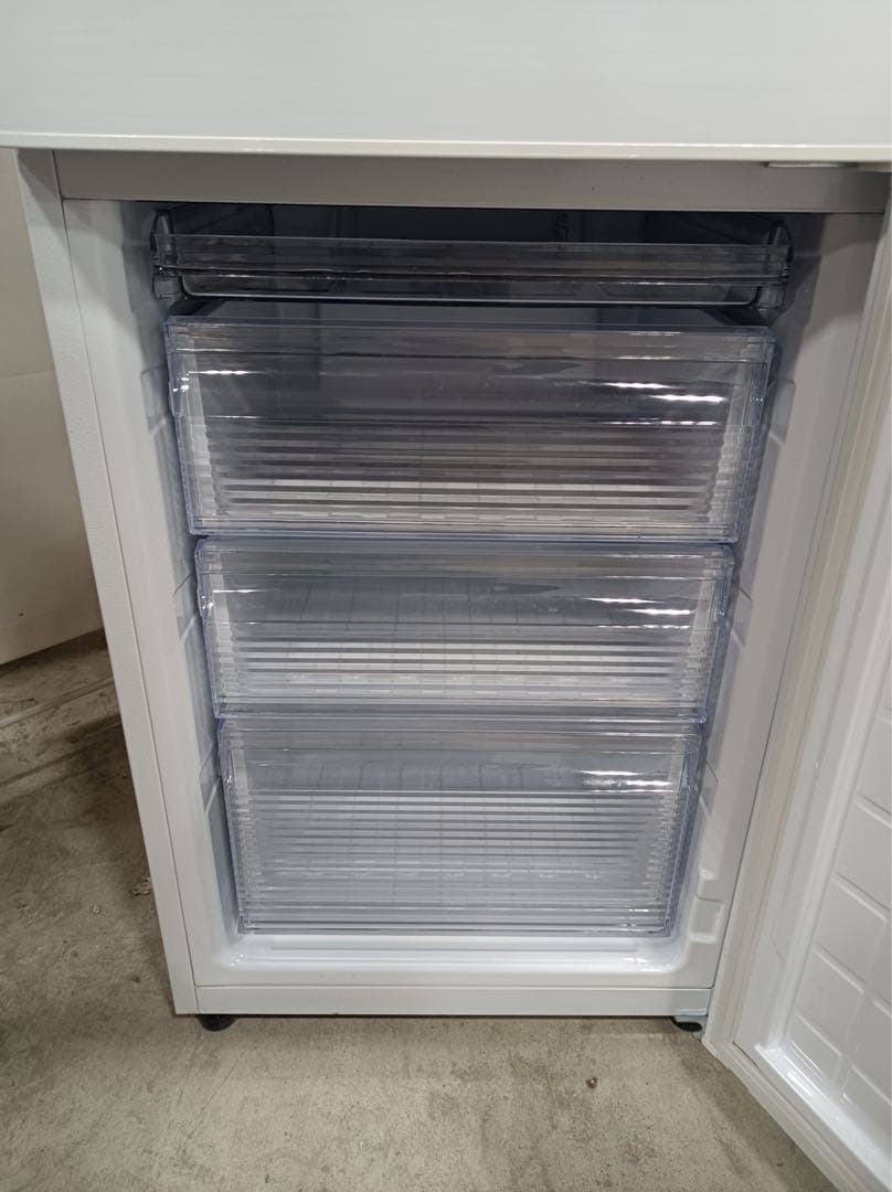 八6752【配送設置料金込み】シャープ 2019年製 冷凍冷蔵庫 280L