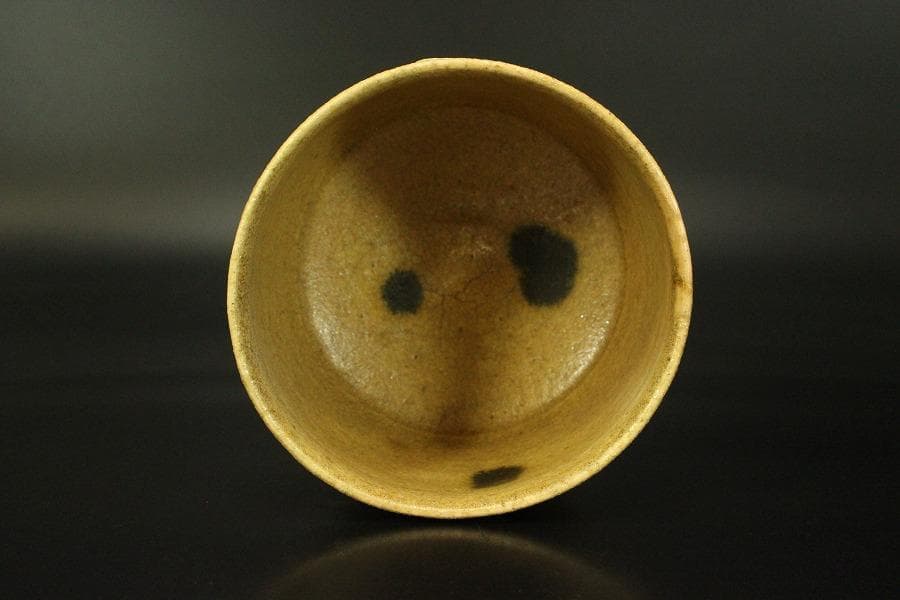 黄瀬戸 筒茶碗 φ10.9cm 古陶磁 古瀬戸 時代 茶道具(RC913)