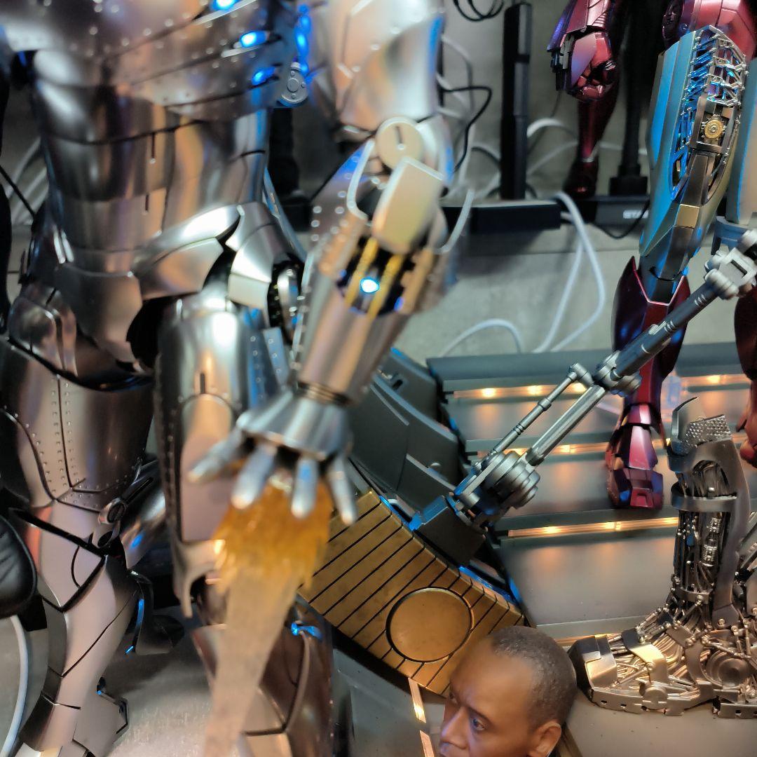 ホットトイズ　アイアンマン　マーク2 スペシャルエディション 点灯カスタマイズ品