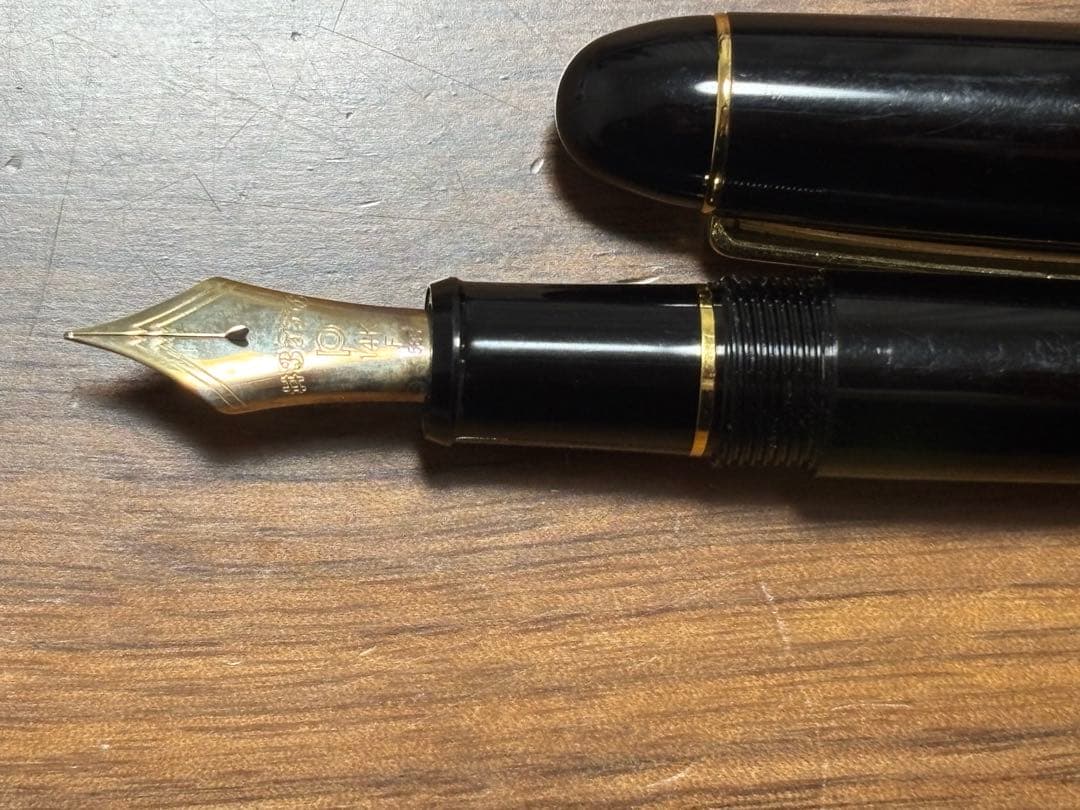 PLATINUM 万年筆♯3776 14K F 585 ブラック