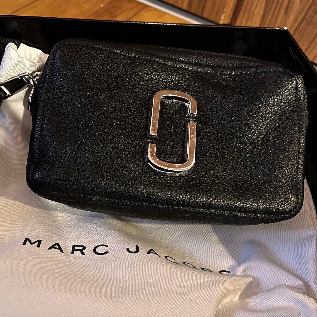 MARC JACOBS ブラックレザー バッグ