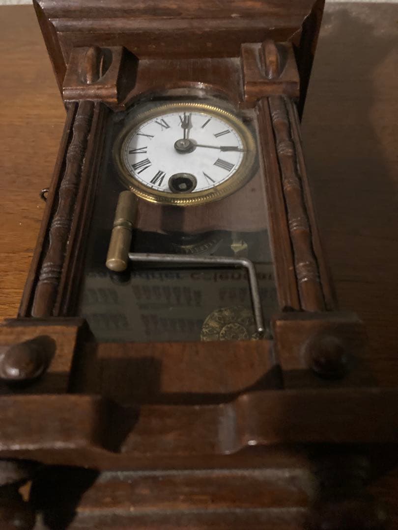 ユンハンスモデル　(極レア)小型サイズ 柱時計です。(文字盤ホーロー)