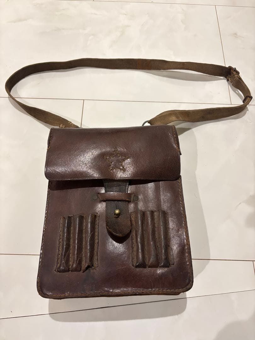 激レア　大日本帝国陸軍　図嚢　将校　戦時　本革マップケース　実物　年代物　希少品