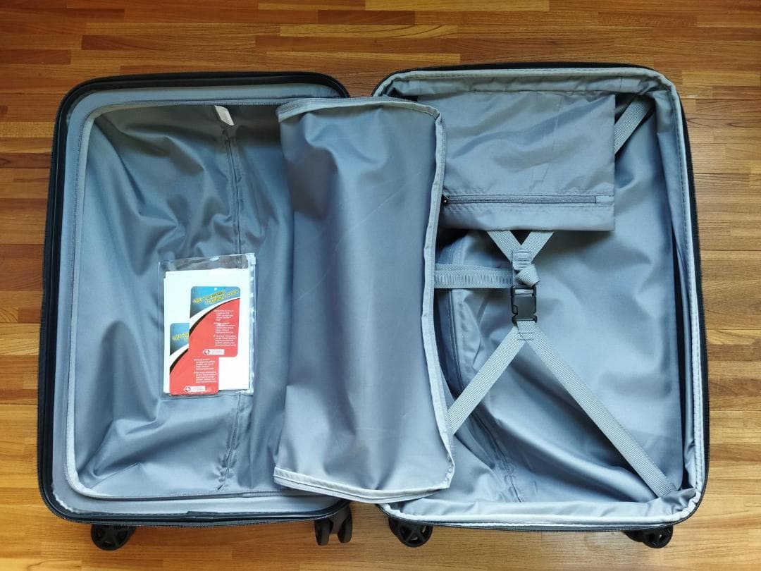 ACE株式会社 Mサイズキャリーケース 『オーバル２』（ブラック）未使用品