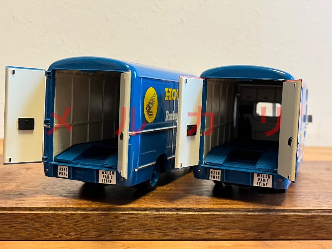 希少　メイクアップ 1/43 ホンダF1 RA272 とトランスポーター 2台