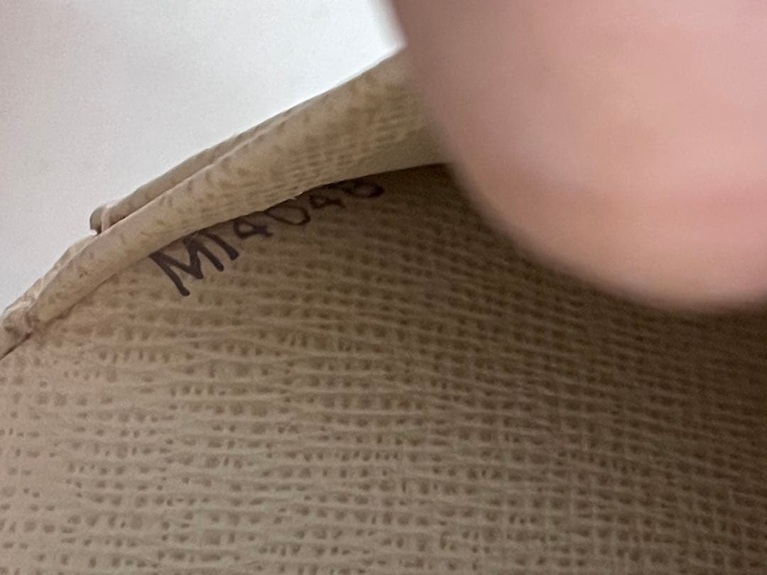 Louis Vuitton ダミエ・エベヌ 二つ折り財布