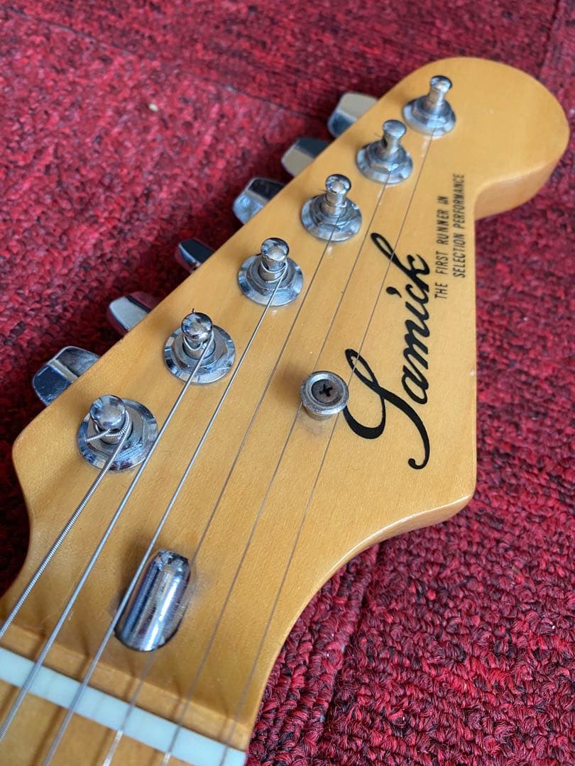 samickエレキギターストラトタイプ