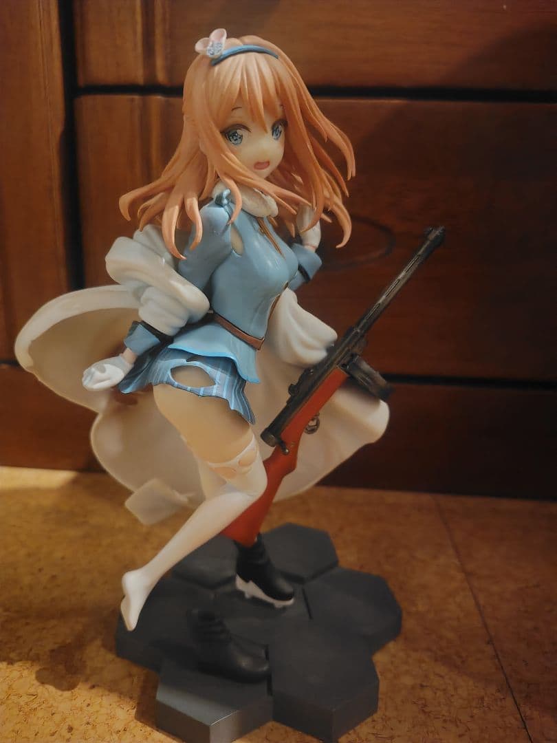 ドールズフロントライン　スオミ　フィギュア