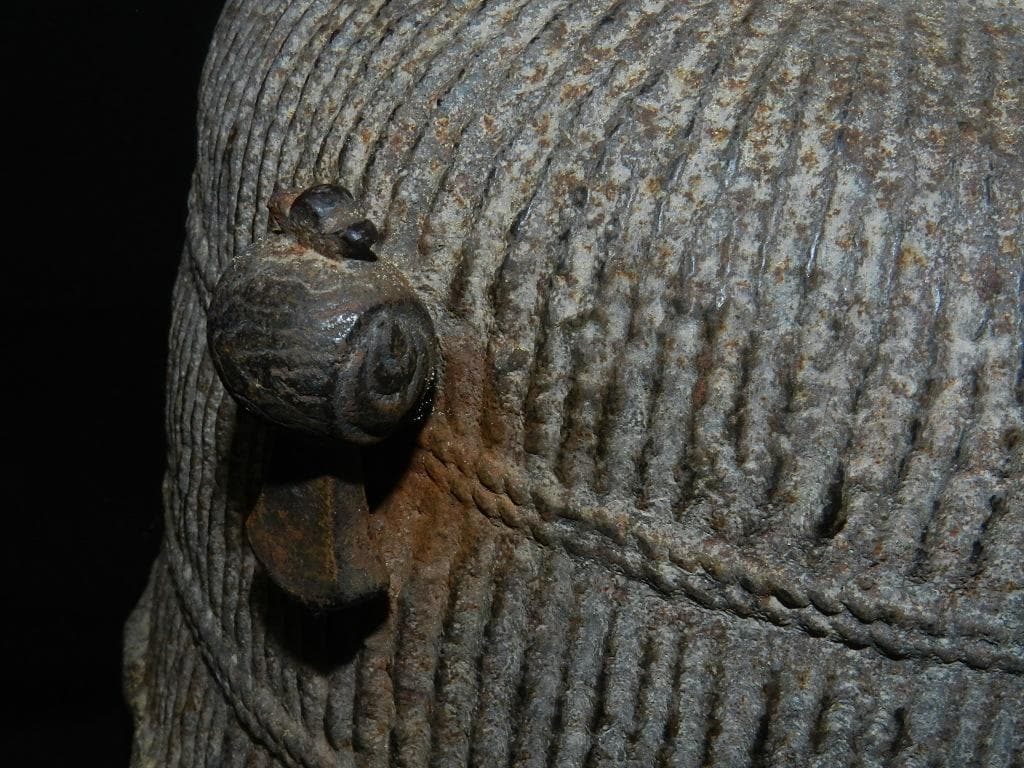 O18値下品 茶￼道具 江戸期 小槌環付き形 俵形白肌鐵地 亀摘み蓋