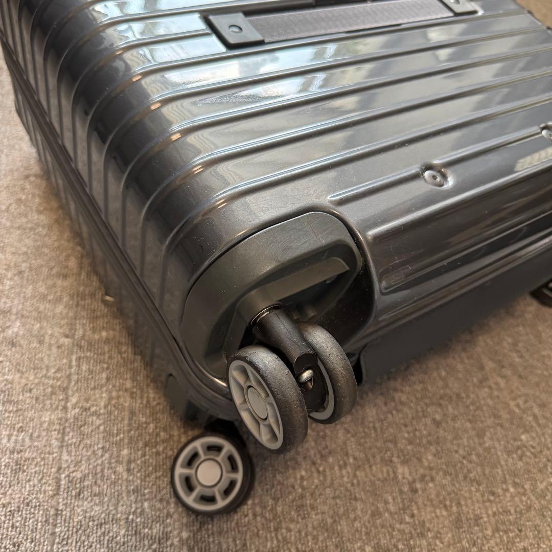 リモワ RIMOWA SALSA DELUXE HYBRID 23L グレー