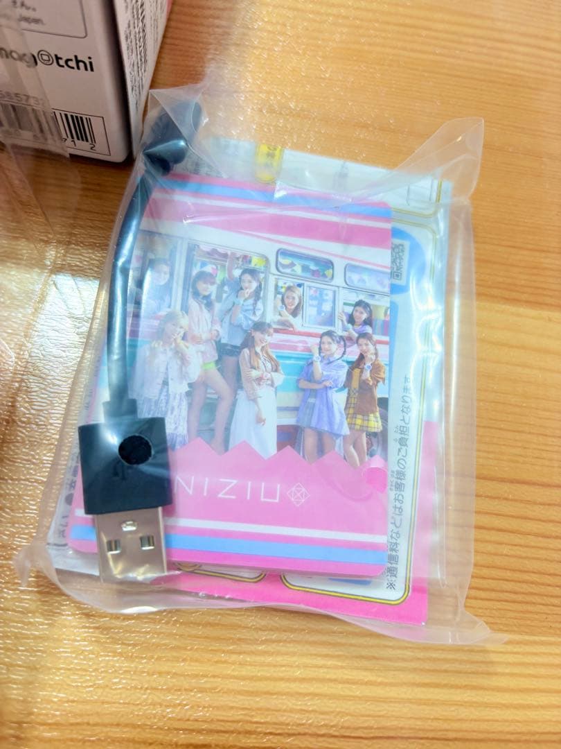 たまごっち Tamagotchi Smart NiziUスペシャルセット