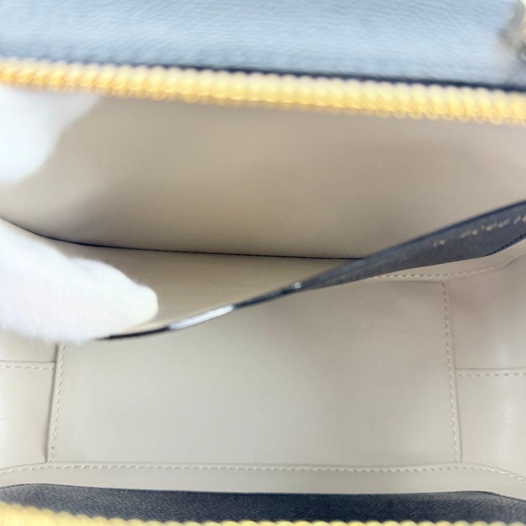 【美品✨近年モデル】valextra ヴァレクストラ セリエエッセ ミニ