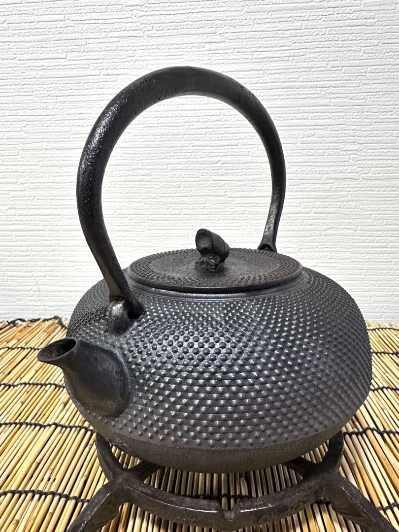 ＵＳＥＤ、良品　南部秀山堂　佐藤 勝弘作　１５型アラレ　en様売約済み