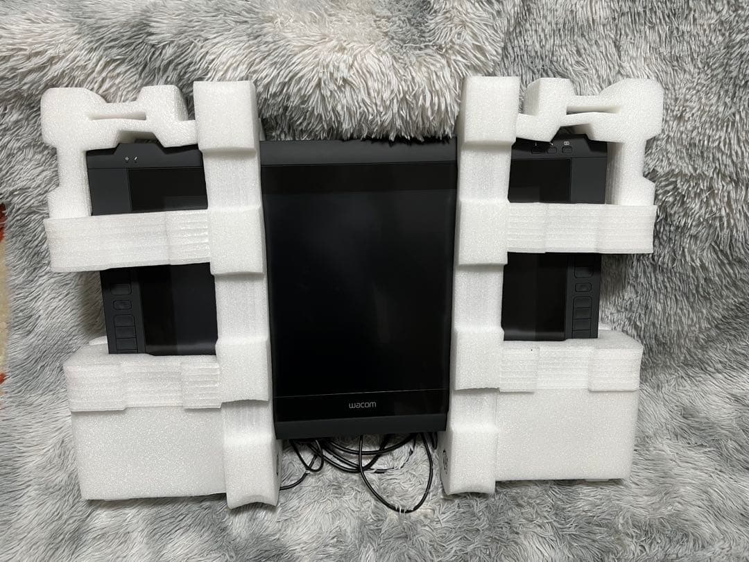 Wacom 液晶ペンタブレット本体 大型 プロ用