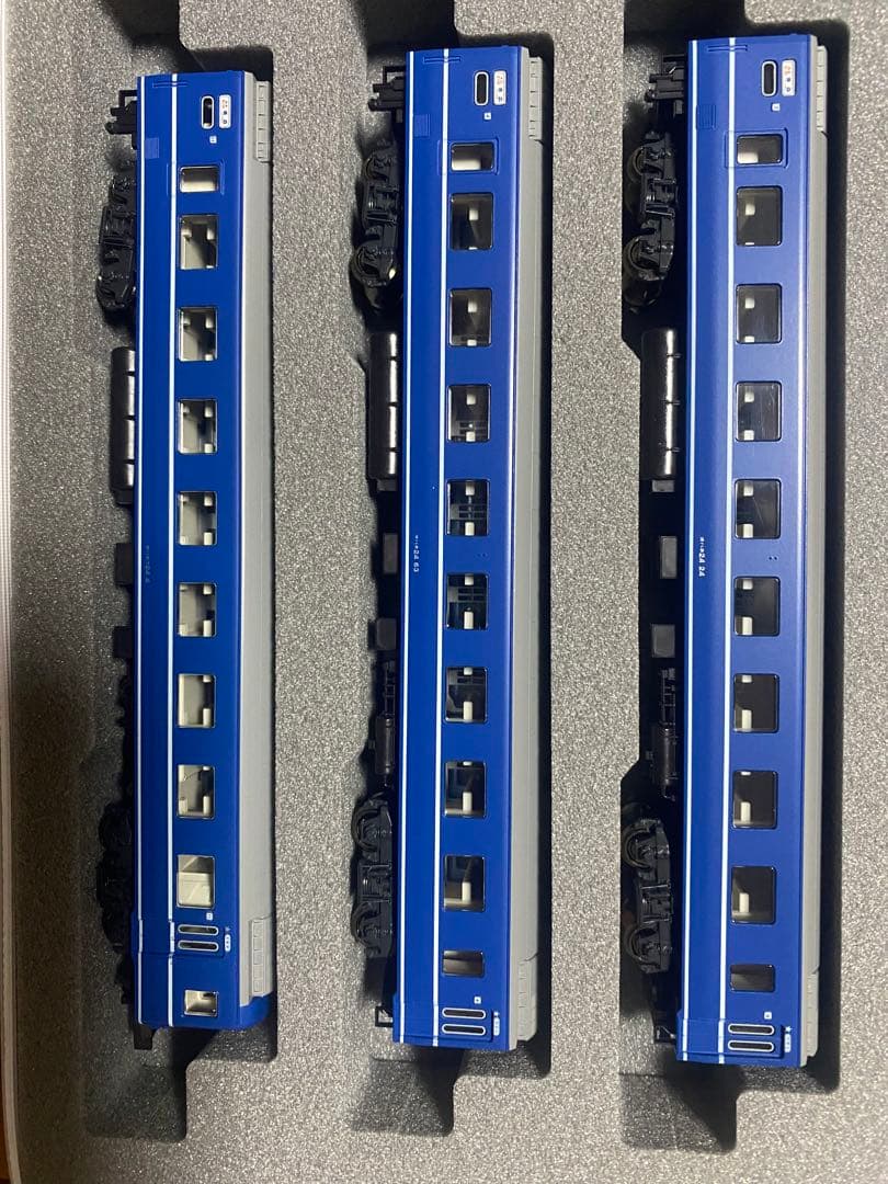KATO 10-811/ 10-812 24系特急　「ゆうづる」 基本・増結