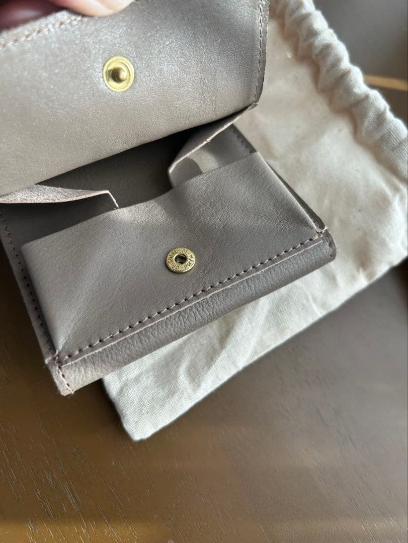 IL BISONTE 二つ折り財布 グレー SMW022