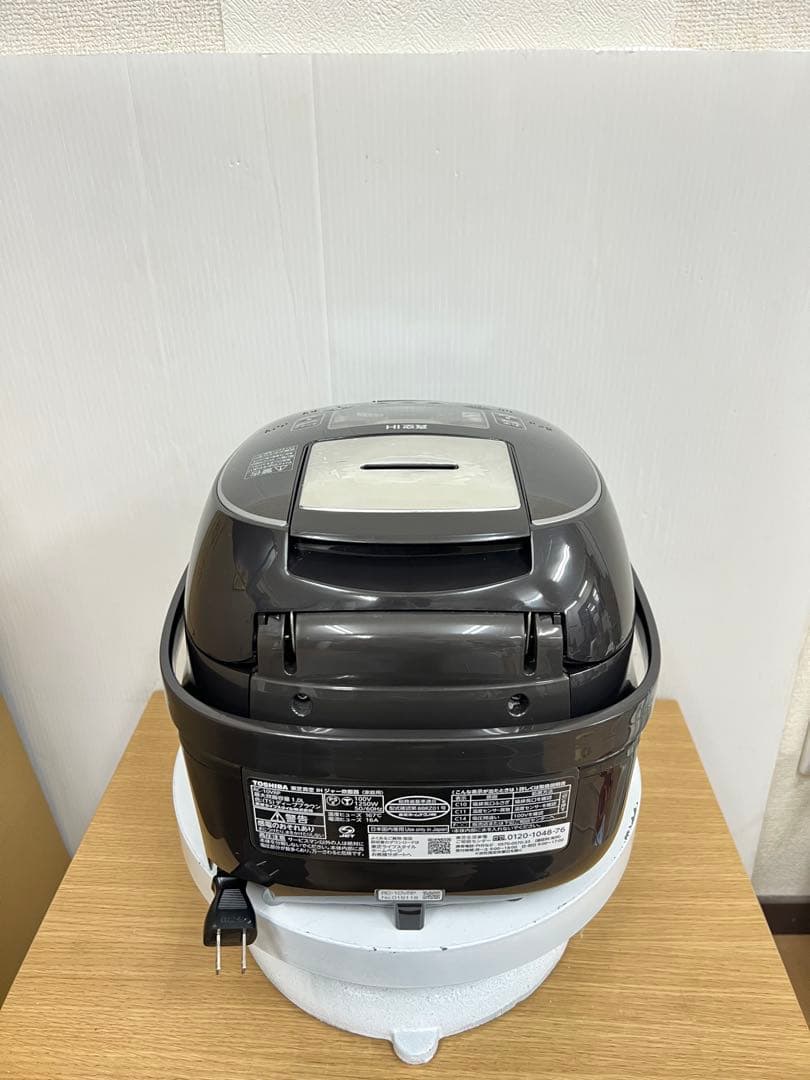 TOSHIBA 東芝 真空IHジャー炊飯器 RC-10VRP 2020年製