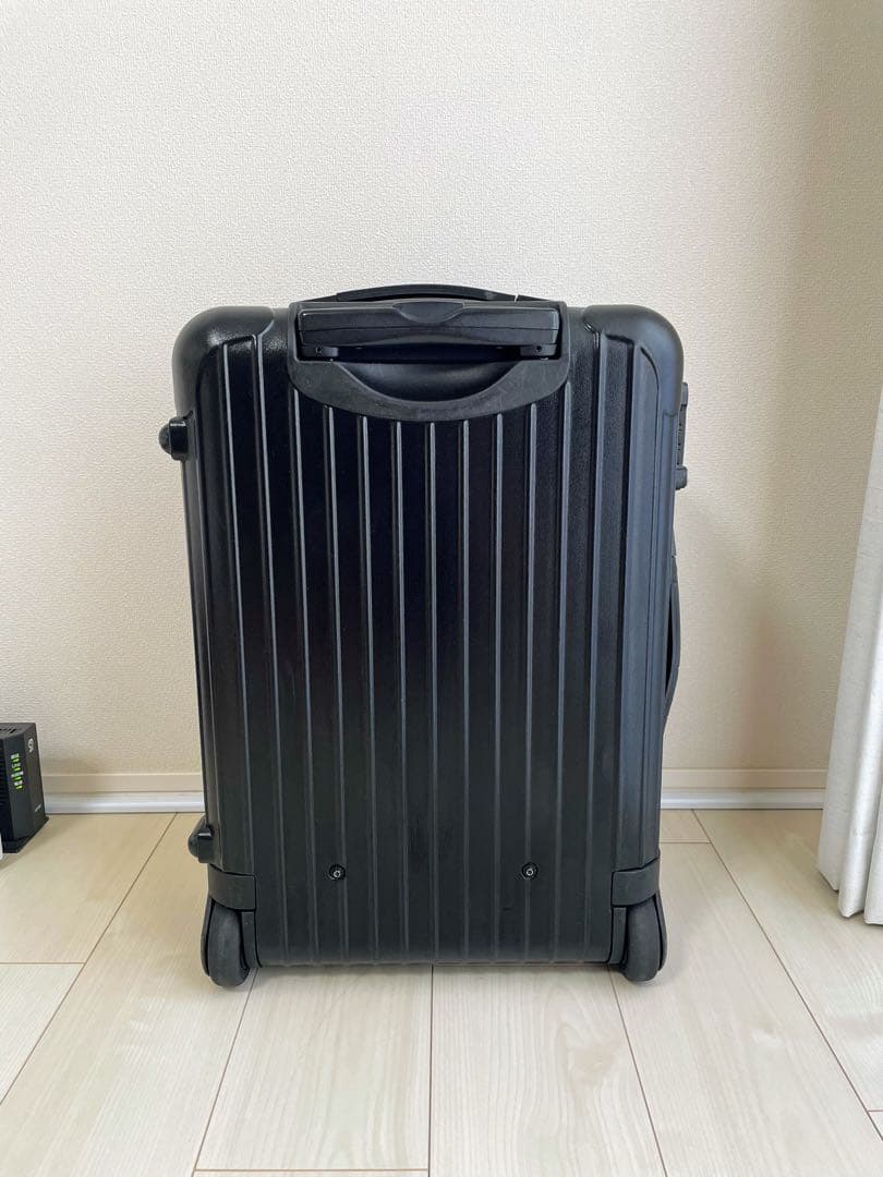 人気✨ RIMOWA リモワ サルサ キャリーケース 黒 35L 機内OK 2輪