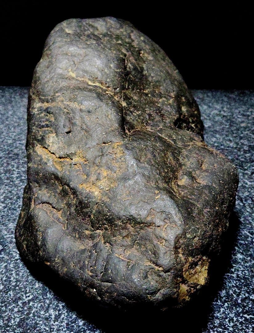 ★マグネタイト原石★本宿コールドロン転石【川ズレ・ウブ4.2kg】