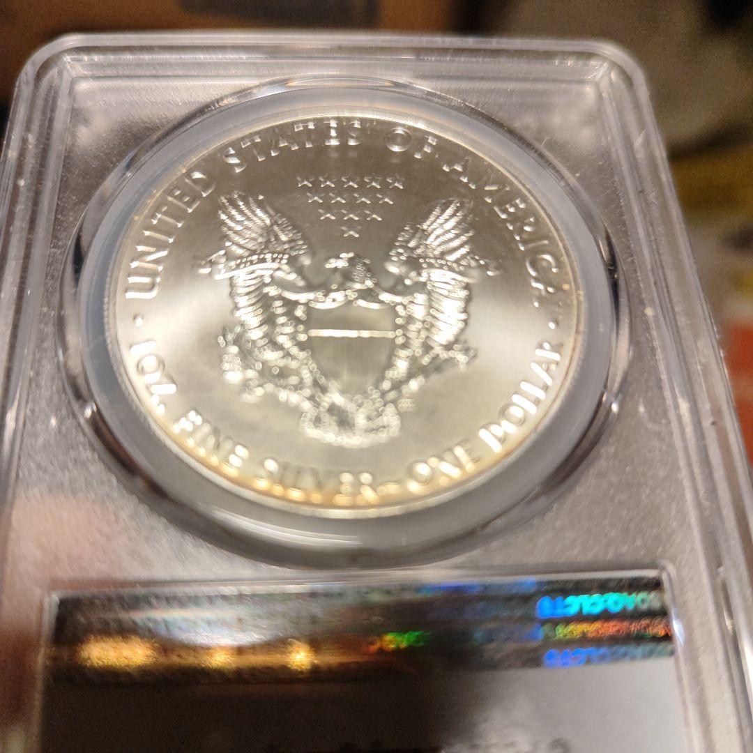 銀貨　99.9% 純銀　シルバー　イーグル 銀貨PCGS最高鑑定　初回版