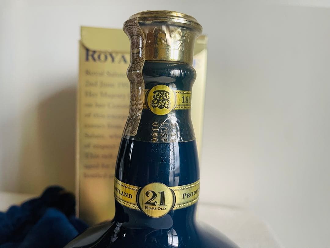 ウイスキー CHIVAS  SALUTE 21 YEARS OLD